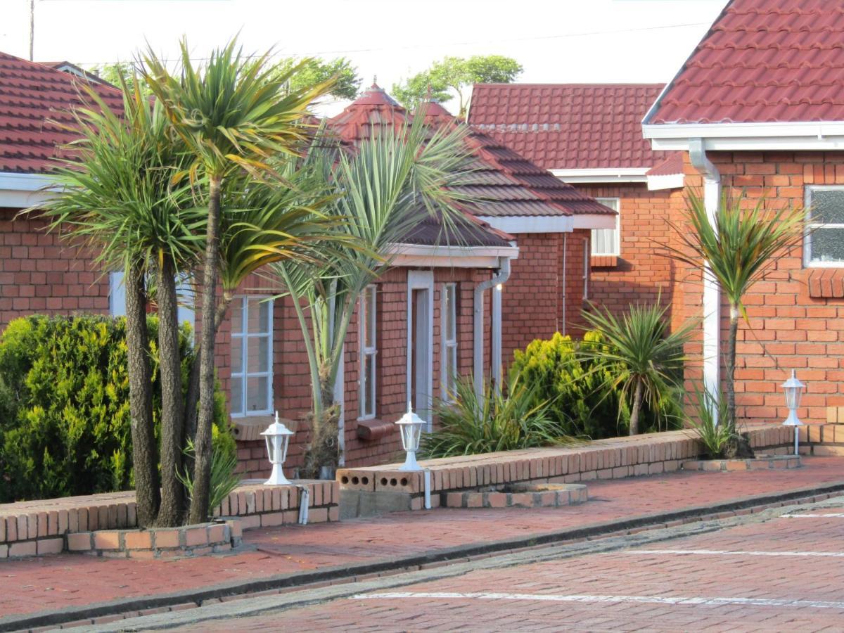 The Clan Lodge Mohlanapeng Esterno foto
