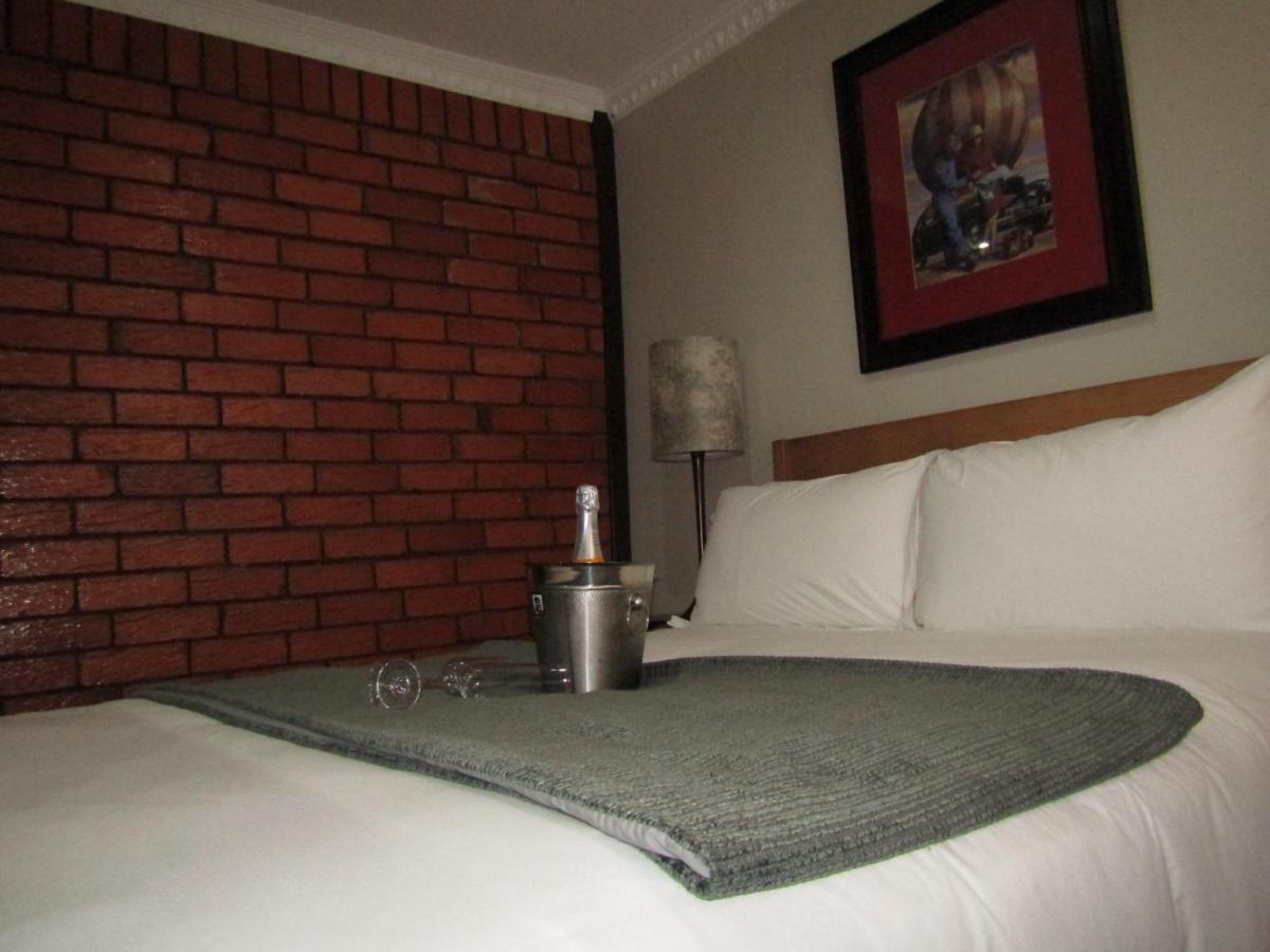 The Clan Lodge Mohlanapeng Esterno foto
