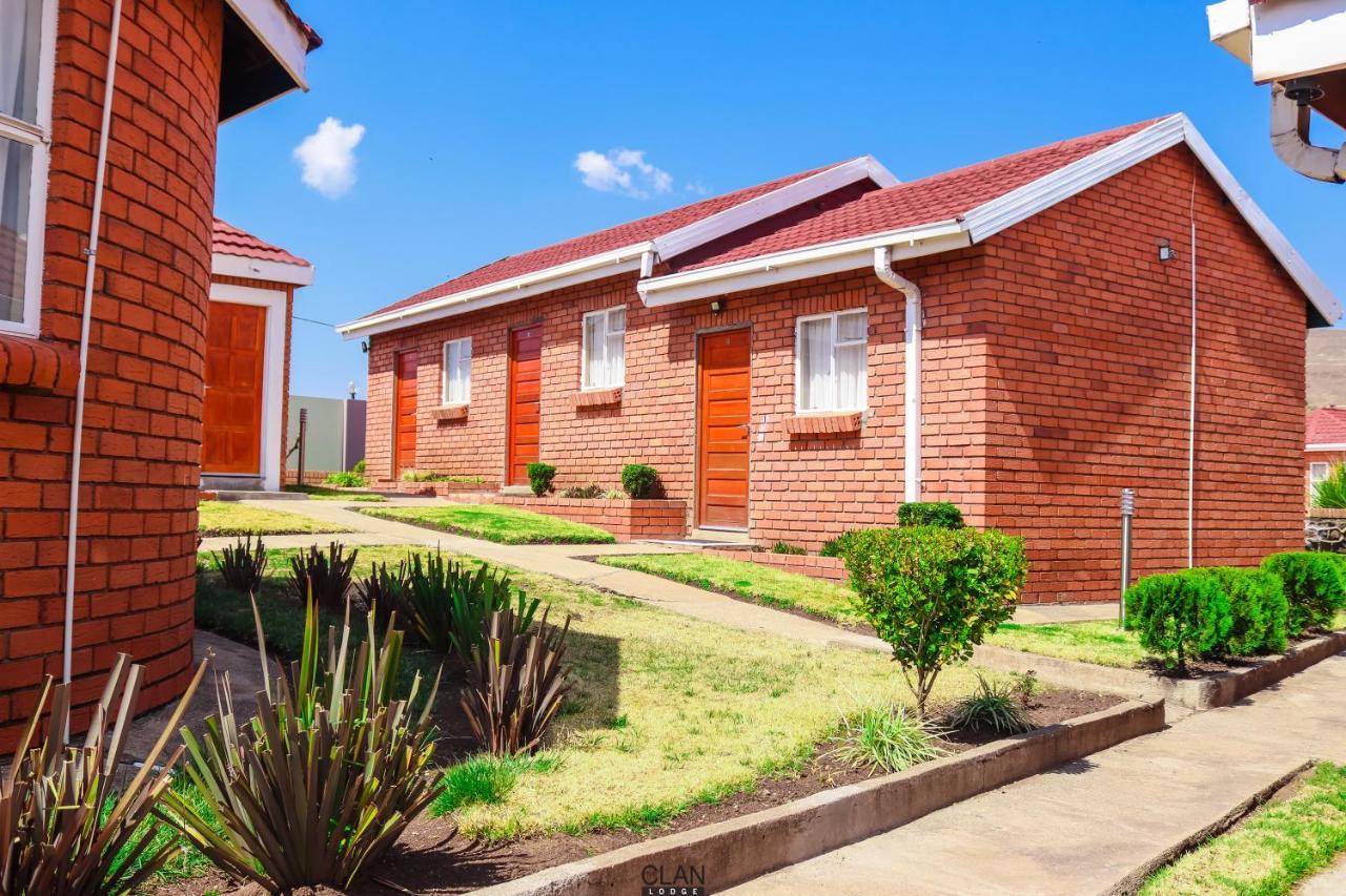 The Clan Lodge Mohlanapeng Esterno foto